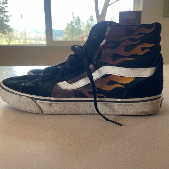 Men’s Vans High Tops - Picture 2 of 5